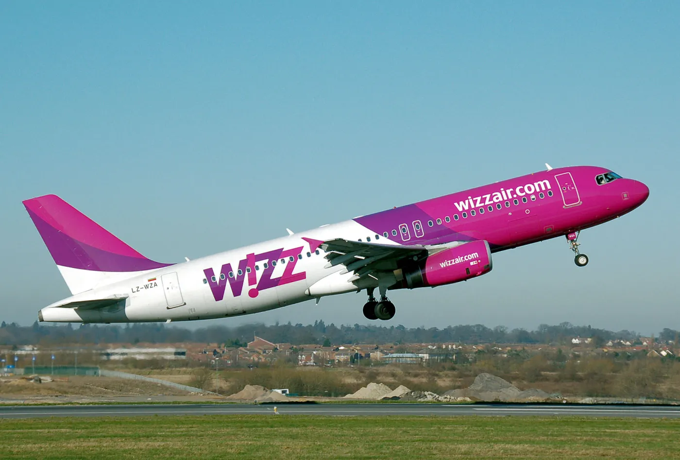 Cele mai bune 10 companii aeriene low-cost din Europa