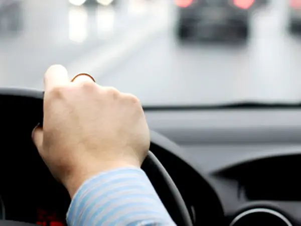 Vârsta ideală pentru obținerea permisului de conducere auto